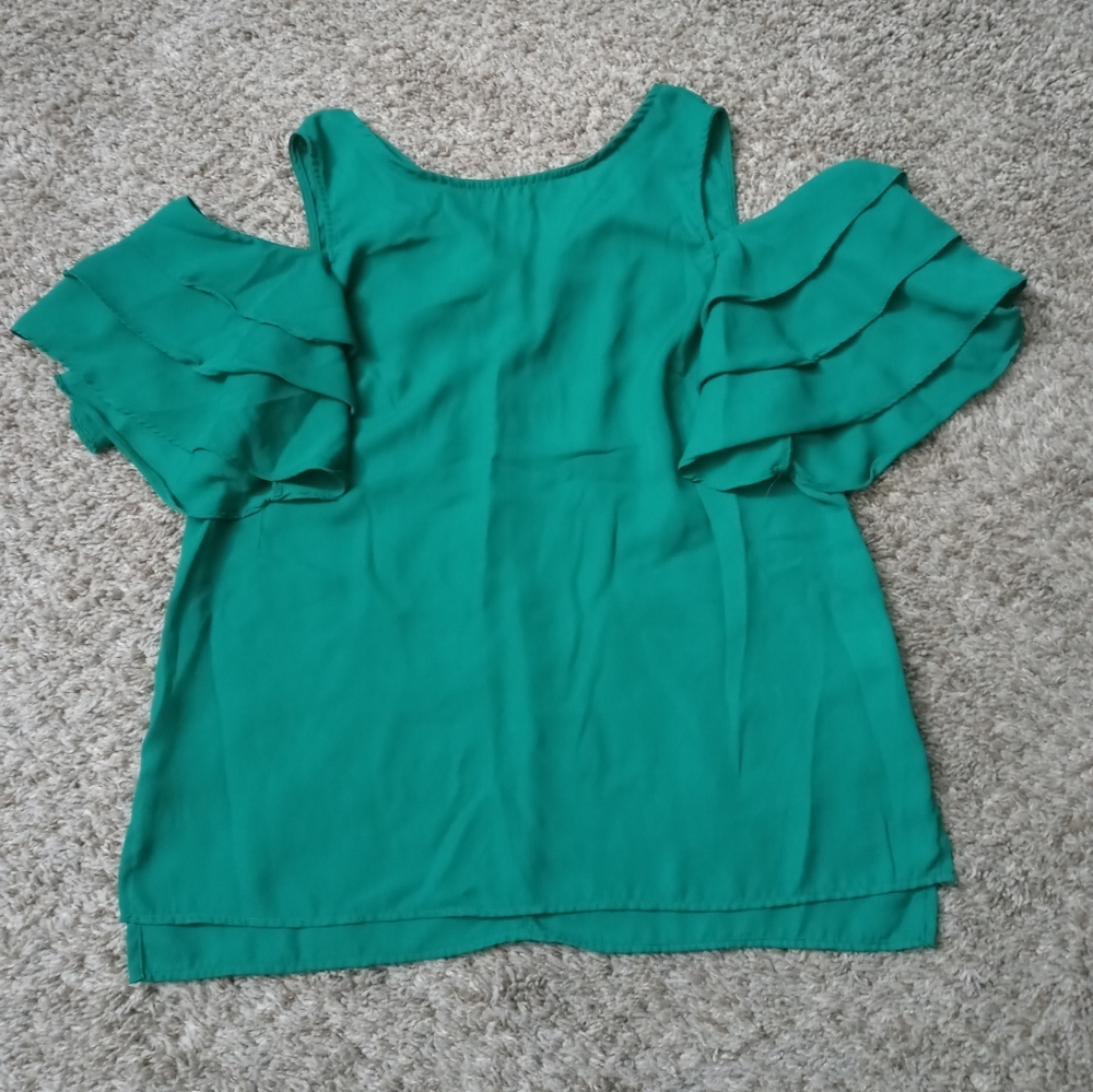 Sweet Pea By Stacy Frati Ruffle Sleeve Blouse S